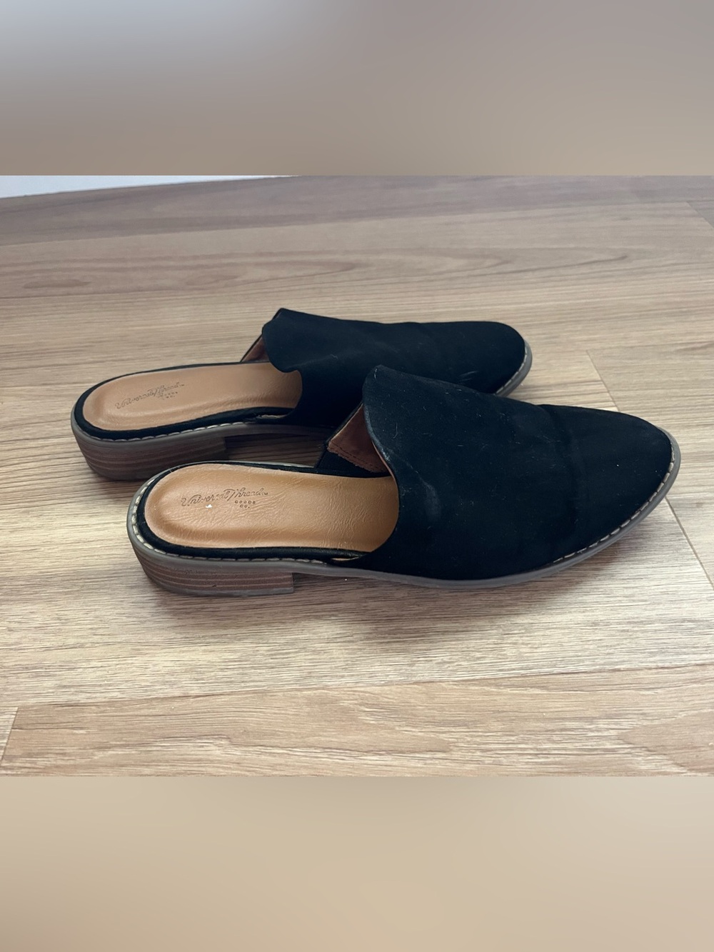 Universal Thread Black Suede Slide Mules